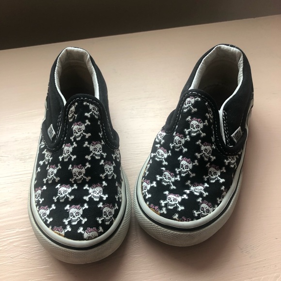 vans sugar skull shoes